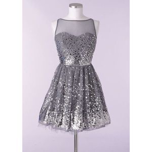 Never Worn-DELIA’S SILVER SEQUIN GREY DRESS SZ 7/8